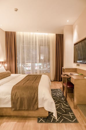 Chambre Double Supérieure | Bureau, Wi-Fi gratuit