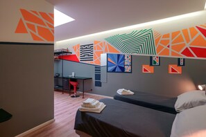 Design Twin Room | 6 bedrooms, in-room safe, individually decorated, individually furnished - Funtanir Rooms (Bologna)