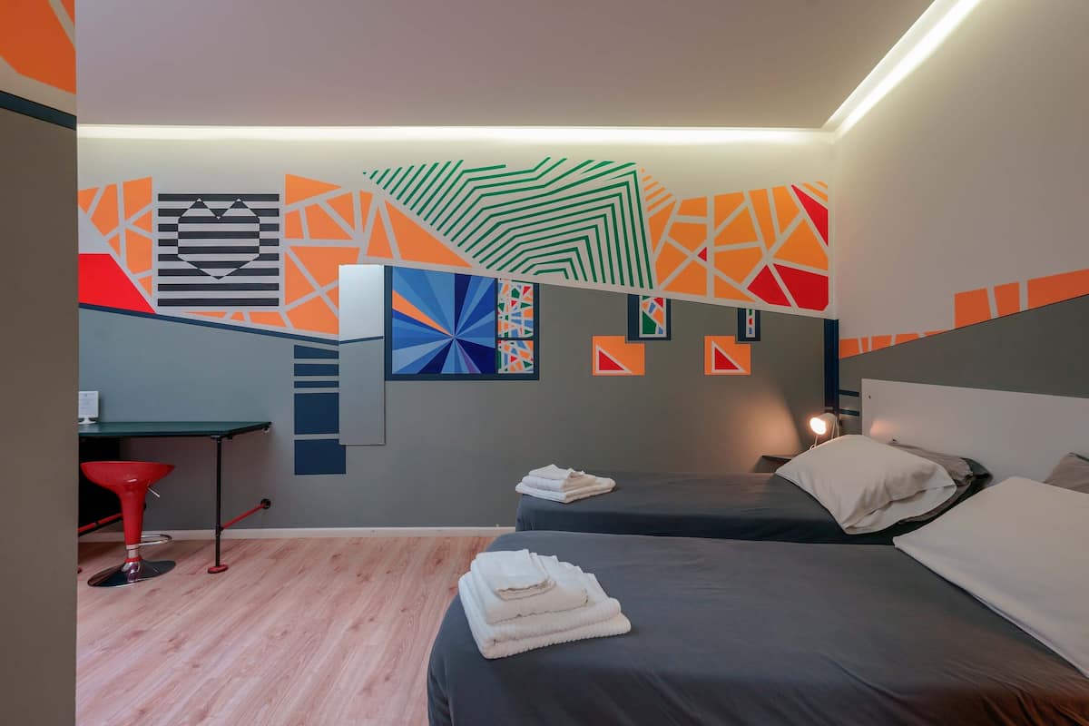 6 habitaciones y caja de seguridad en la habitación