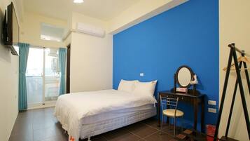 Phòng đôi tiện nghi đơn giản, ban công | Màn/rèm cản sáng, truy cập Internet không dây miễn phí