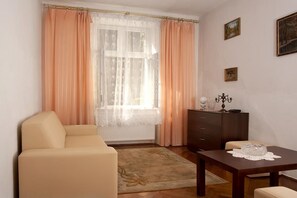 Apartment, 2 Bedrooms (8 people) | Iron/ironing board, free WiFi, bed sheets - Apartamenty Kazimierz (Kraków)