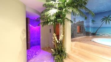 Bathtub spa indoor