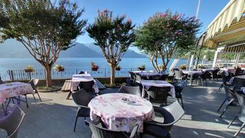 Lunch and dinner served, local cuisine