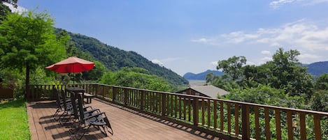 Vista a la montaña
