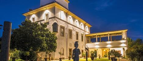 Front of property – evening/night