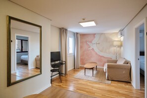 Apartment | Living area - Hotel Mogay (Chantada)