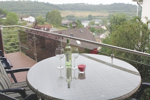 Terrace/patio - Ferienwohnung Seeblick (Schalkenmehren)