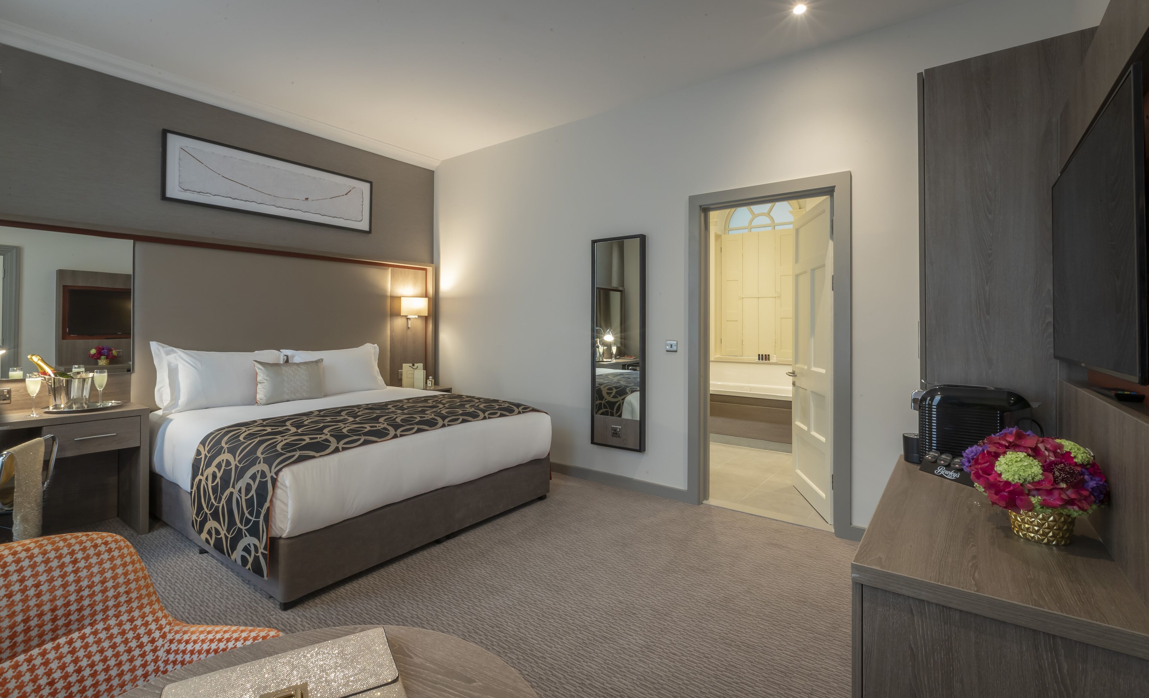 1 bedroom, hypo-allergenic bedding, in-room safe, desk