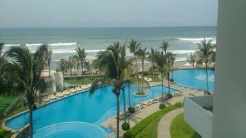 Alberca al aire libre