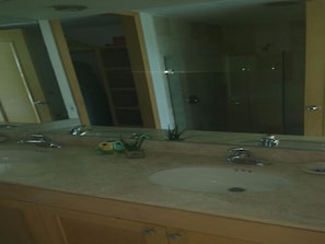 Bathroom sink - Tikal 4 (Acapulco)