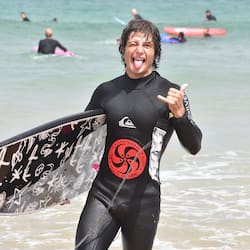 Surfing/boogie boarding