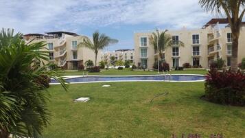 Alberca al aire libre