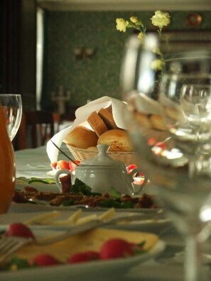 Desayuno estilo bufé