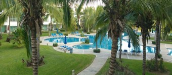 Mayan Lakes 103