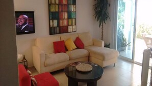 Unclassified image, 4 of 16, button - Villa 159 (Acapulco)