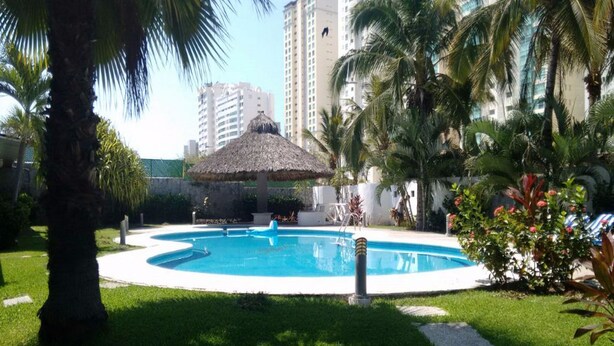 Unclassified image, 1 of 16, button - Villa 159 (Acapulco)