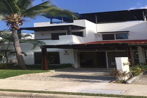 Property grounds - Villa Terrasol (Acapulco)