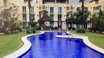 Alberca al aire libre