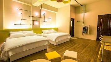 Comfort Quadruple Room, Balcony