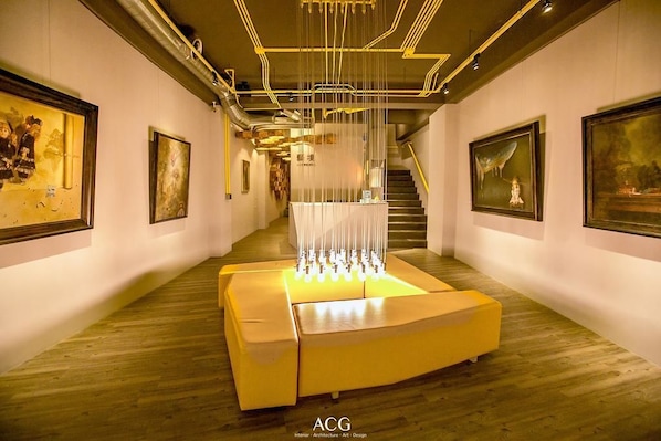 Lobby sitting area - Art Zone (Hualien City)
