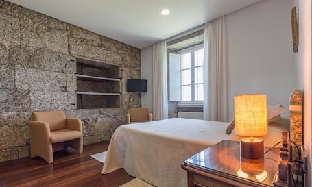 Habitación doble | Escritorio, sistema de insonorización, cunas gratuitas y wifi gratis. Pazo de Sedor