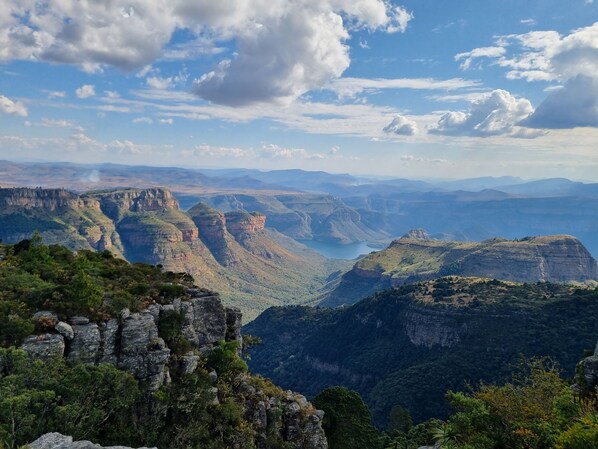 Hiking - Kingfisher Creek Safari Lodge (Hoedspruit)