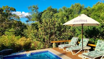 屋外プール、サンラウンジャー