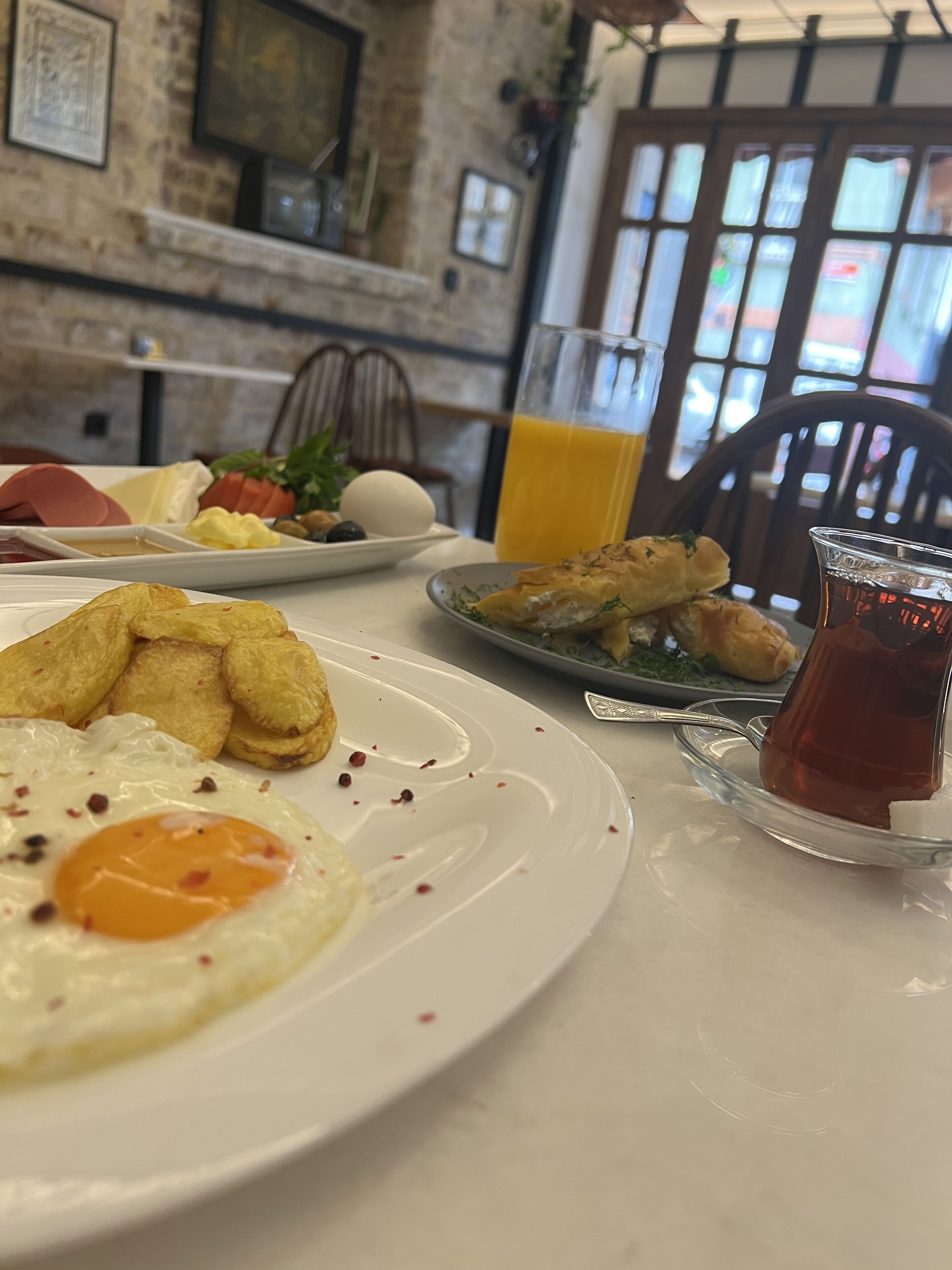 daily english breakfast for a fee