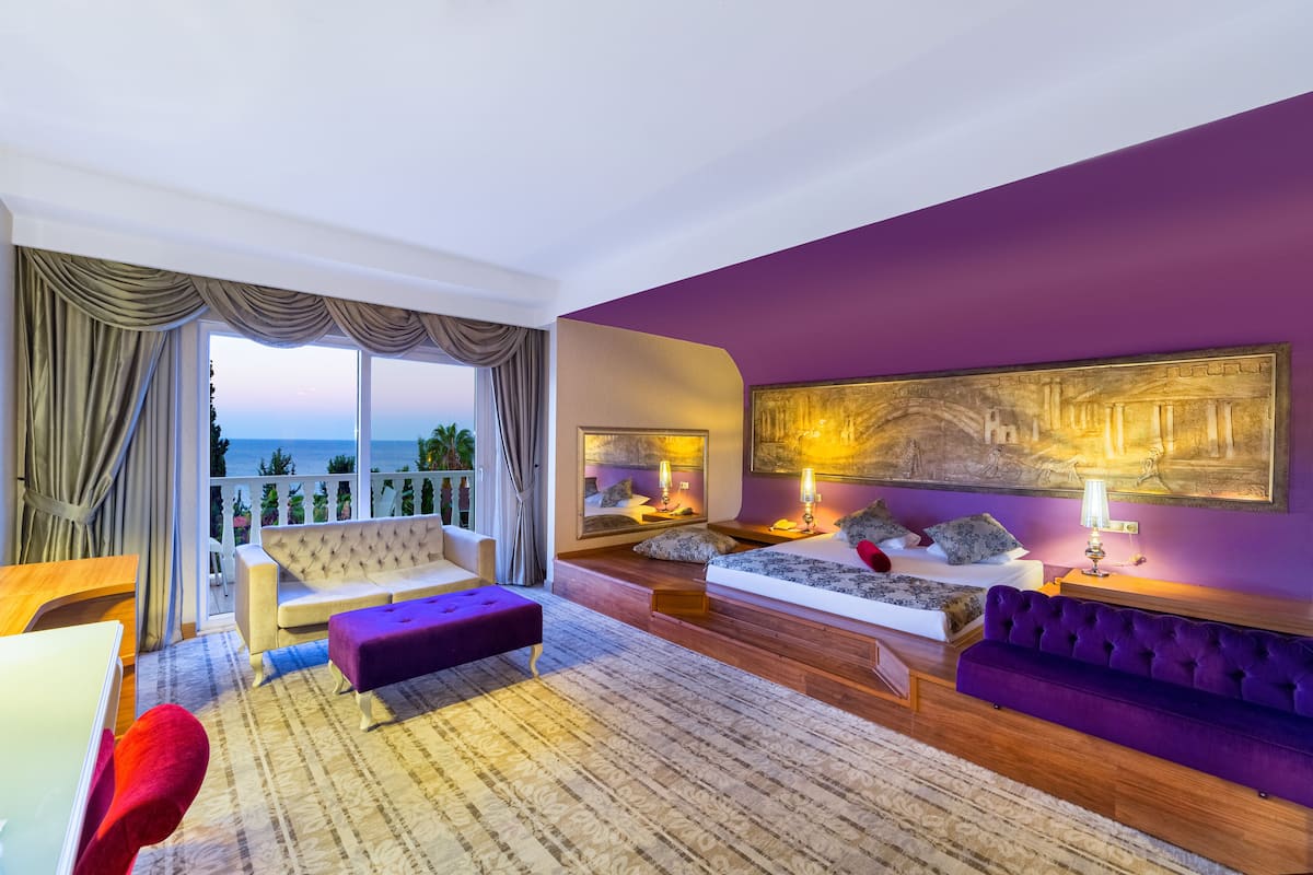 Standard Double Room | Minibar (free items), in-room safe, cribs (free), rollaway beds (free)