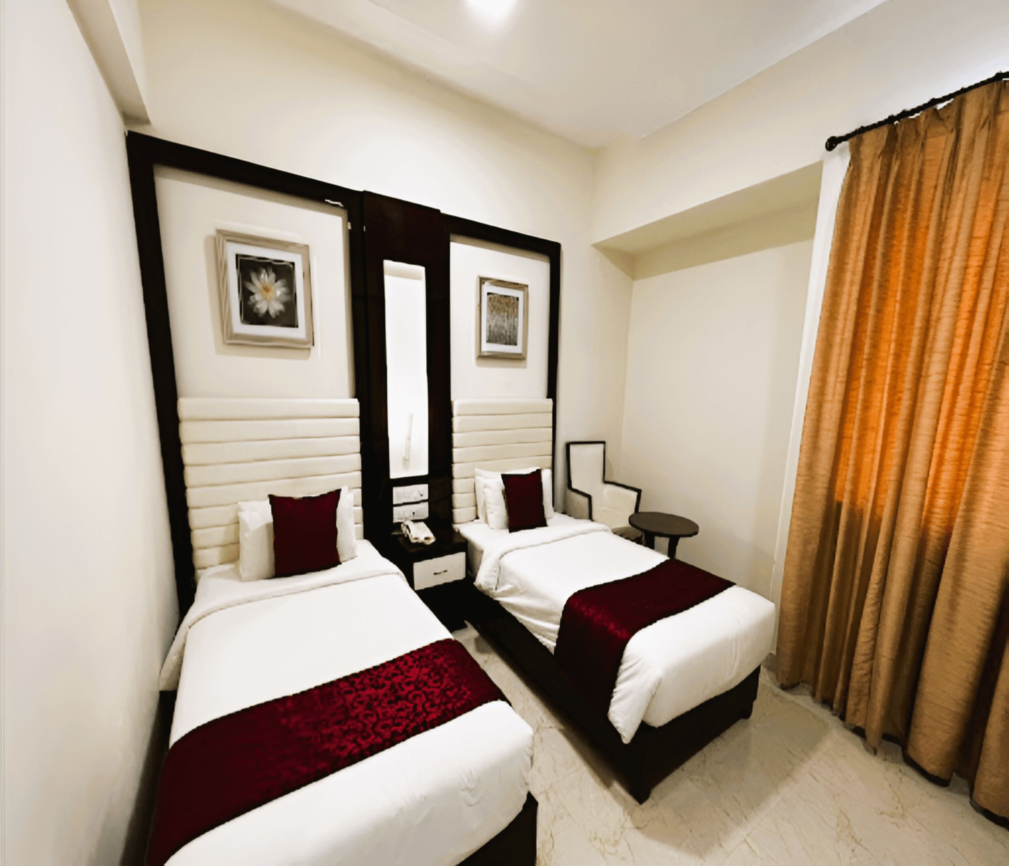 Executive Twin Room, 2 Twin Beds | 1 bedroom, premium bedding, pillowtop beds, minibar