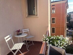 Camera doppia, bagno in camera,con il balcone | Terrasse/patio