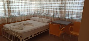 Habitación doble | Escritorio y wifi gratis 