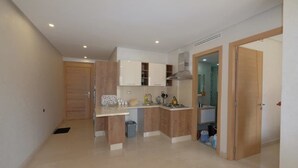 Unclassified image, 4 of 12, button - Cocoon (Casablanca)