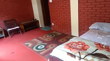 Double Room | Free wired internet