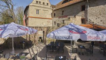 Grillaus-/piknikalue