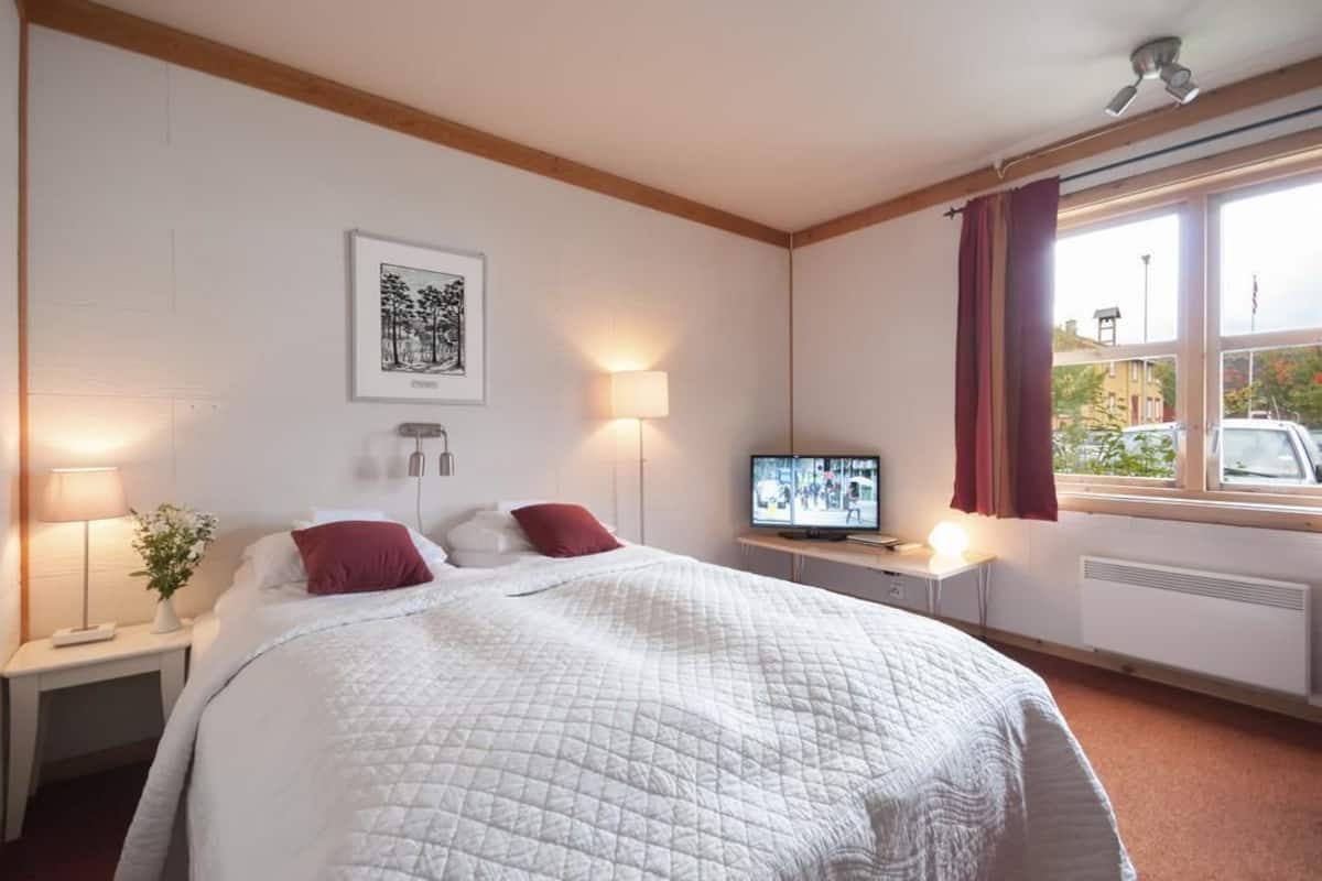Economy Twin Room