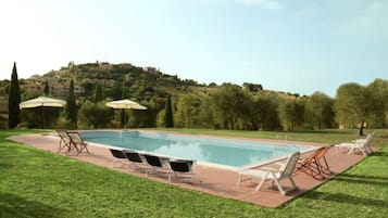 Piscina all'aperto