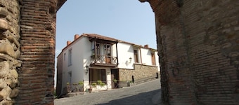 Lelis Guest House