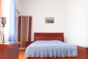 Individually furnished, soundproofing, iron/ironing board - Lelis Guest House (Sighnaghi)