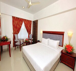 Rollaway beds, free WiFi