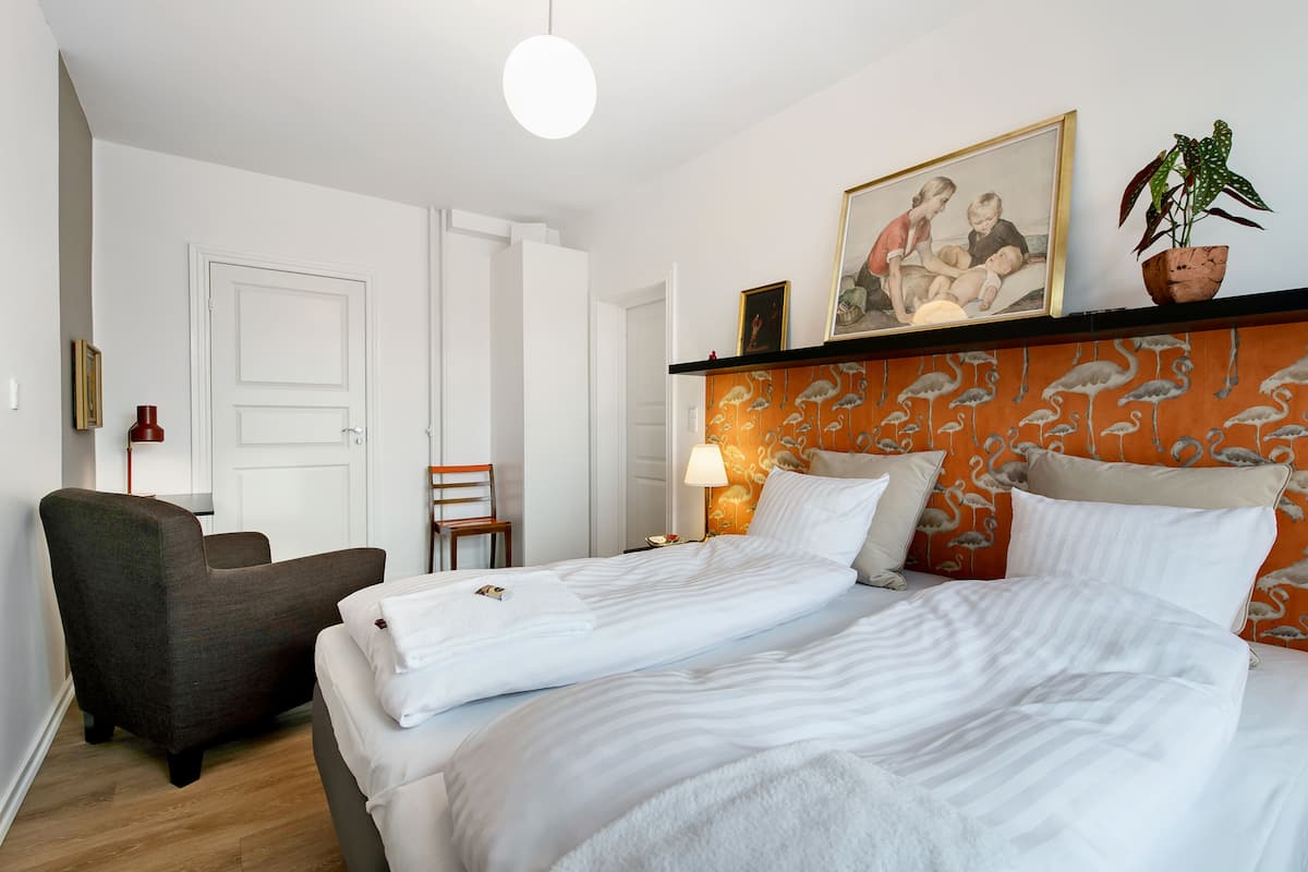 Standard Double or Twin Room, Shared Bathroom | Desk, iron/ironing board, free WiFi, bed sheets
