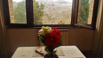 Appartement, 2 chambres (Il Camino) | Restauration dans la chambre