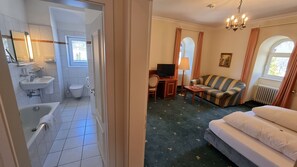 Superior-Doppelzimmer, Seeblick (Hauptgebäude) | Wohnbereich