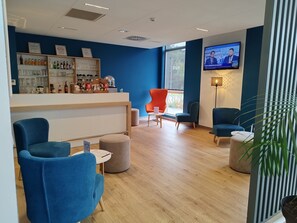 Bar (in der Unterkunft)