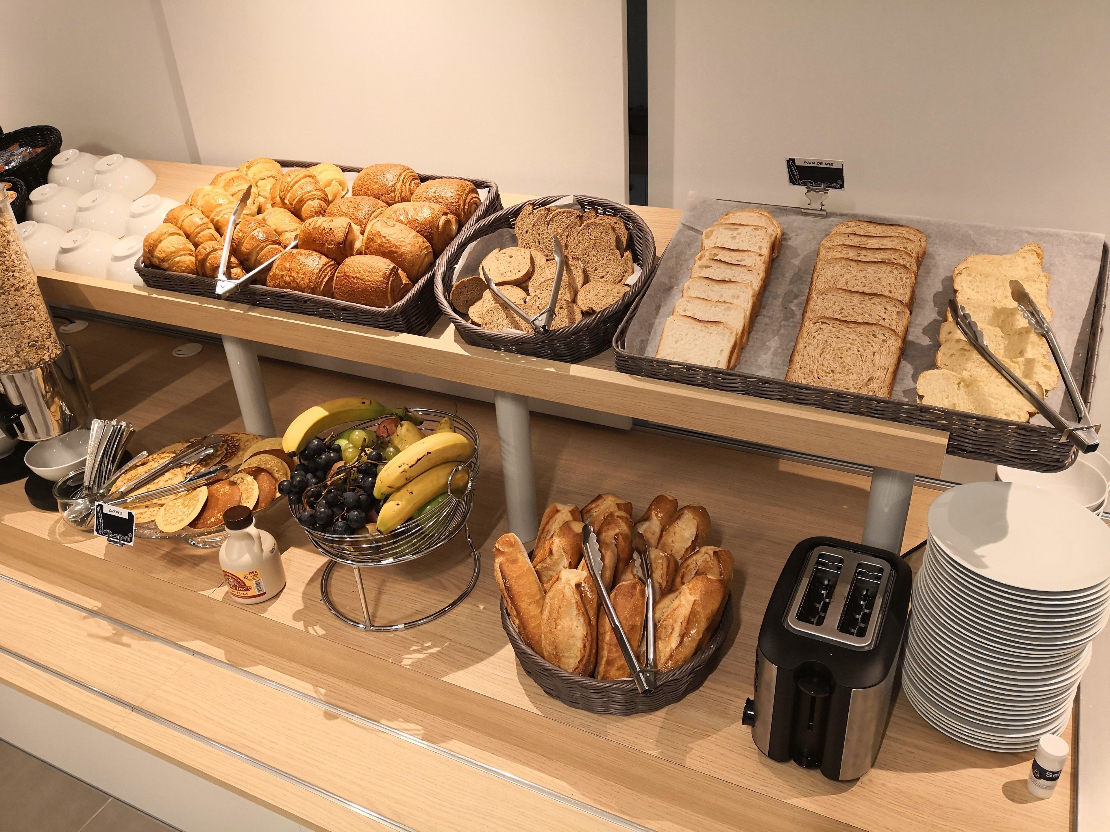 daily buffet breakfast (eur 13.90 per person)