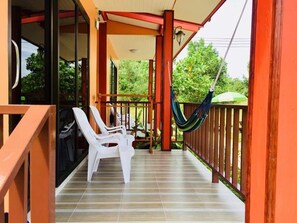 Standard-bungalow | Terassi/patio