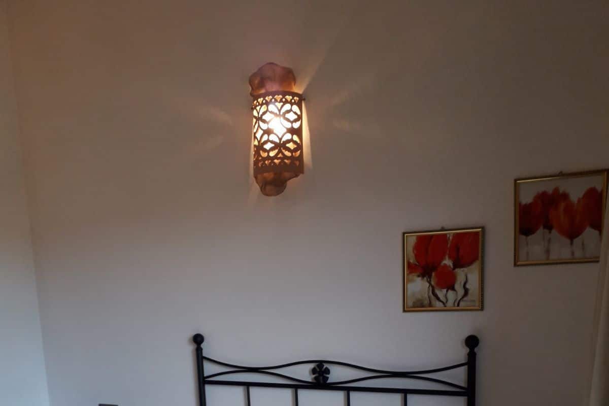 Single Room, Hill View | Desk, WiFi (free), bed sheets