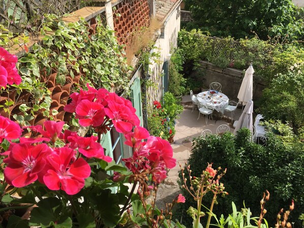 Family dining - Les Asphodeles (Saint-Hippolyte-du-Fort)