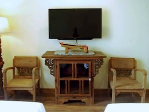 2-Bedroom Townhome | Room amenity
