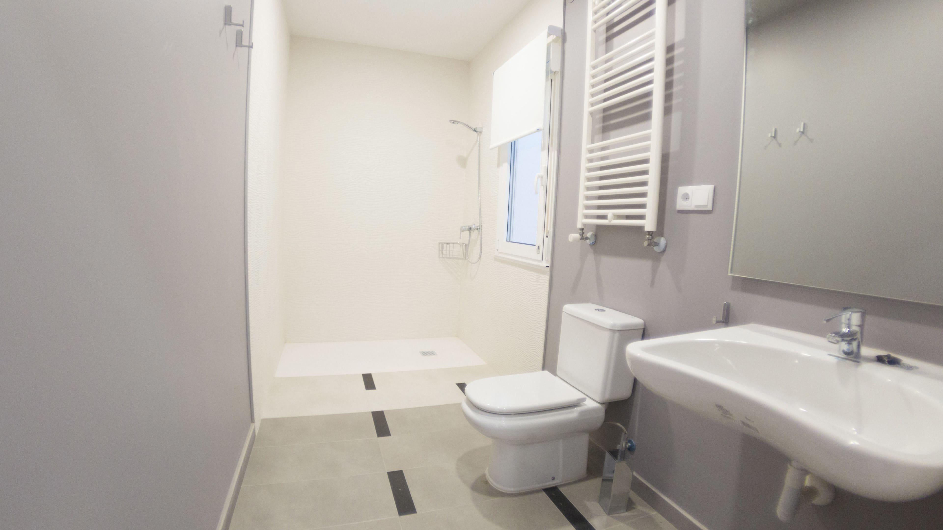 apartment, 1 bedroom | bathroom shower